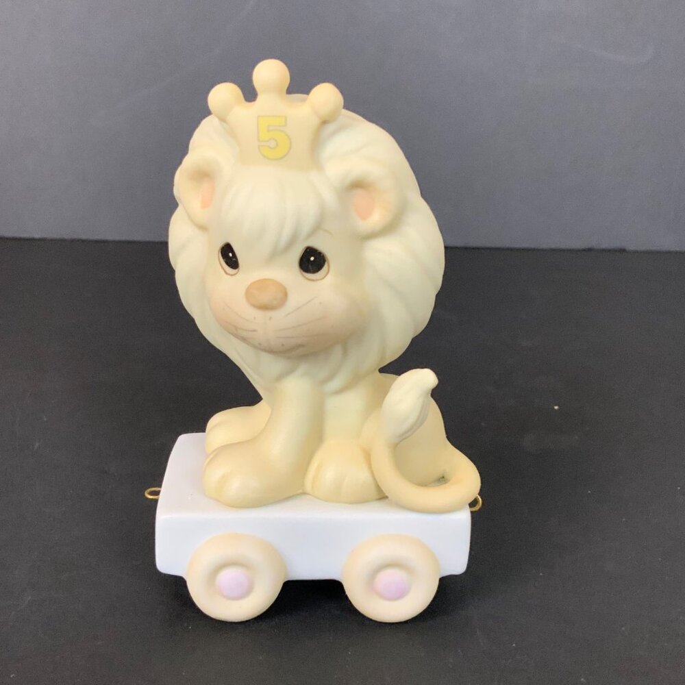 Vintage Enesco Precious Moments Birthday Train Age 5 Lion Figurine 1985